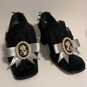 Custom Handmade Rococo French Court Shoes – Size 8 (Vintage Sam & Libby)